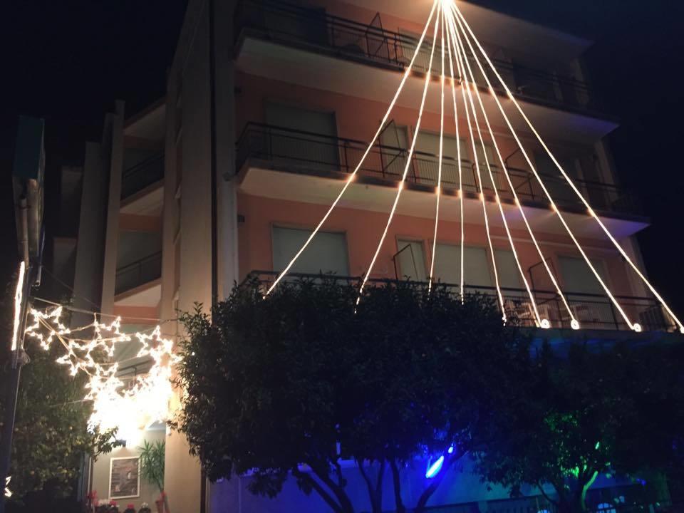 Hotel Capri Diano Marina Esterno foto